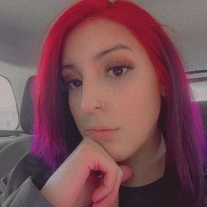 Meet your Posher, Celine